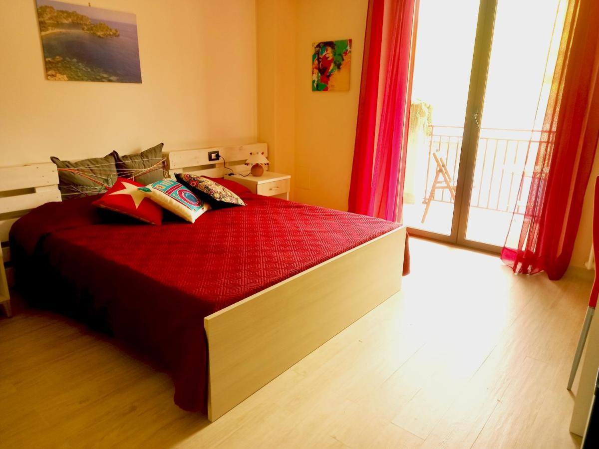Villa I Minnulareddi Giardini Naxos Exterior foto
